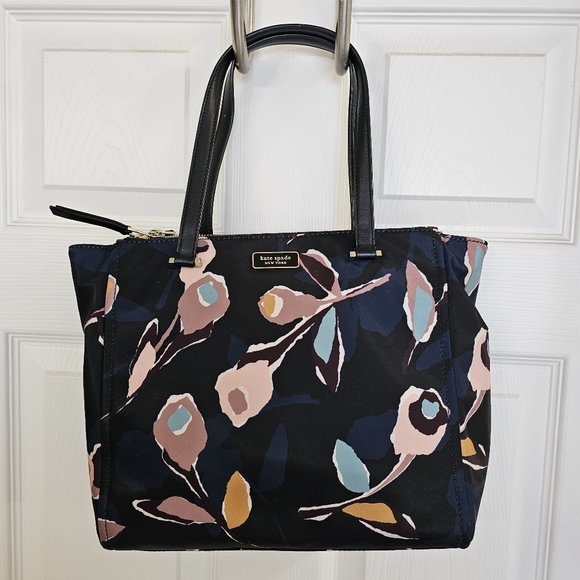 NWOT Kate Spade Satchel - Picture 1 of 11